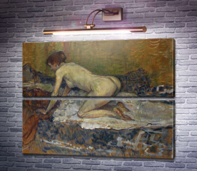 Рудоволоса оголена